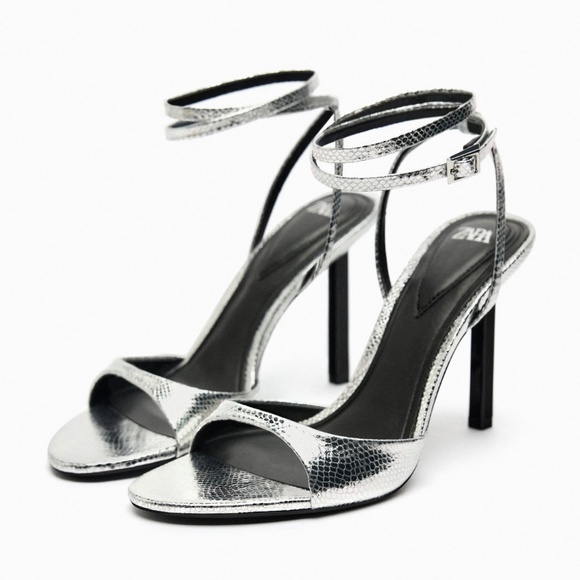 Heeled Ankle Strap Sandals - Picture 1 of 5